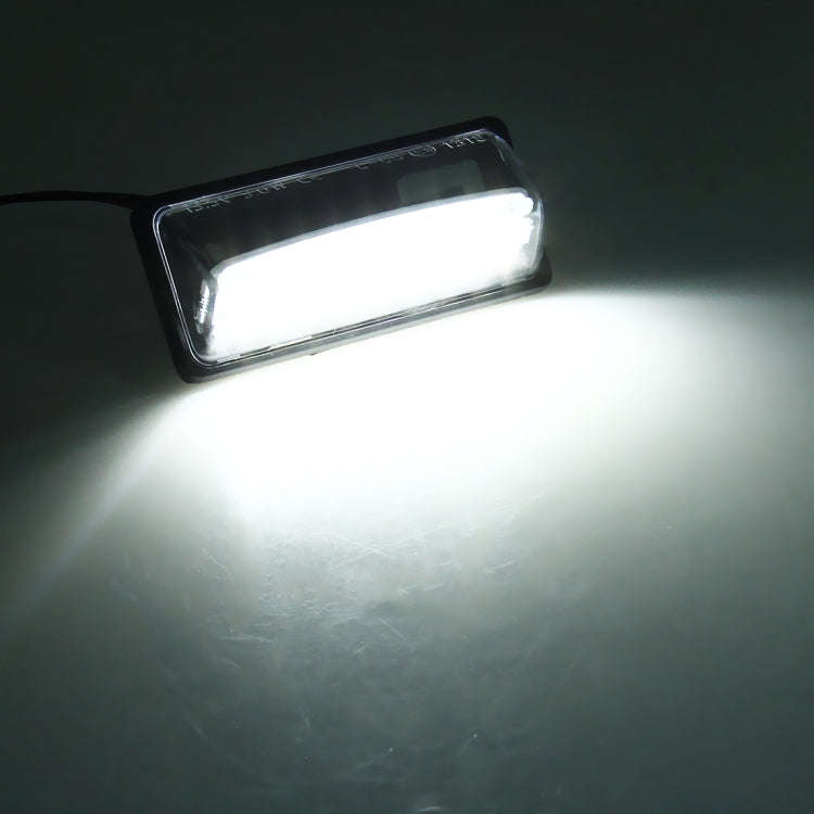 2 PCS LED License Plate Light 18-SMD Bulbs Lamps for Nissan/Teana 03 / Tada 03-08 /Sylphy 2008 /S...