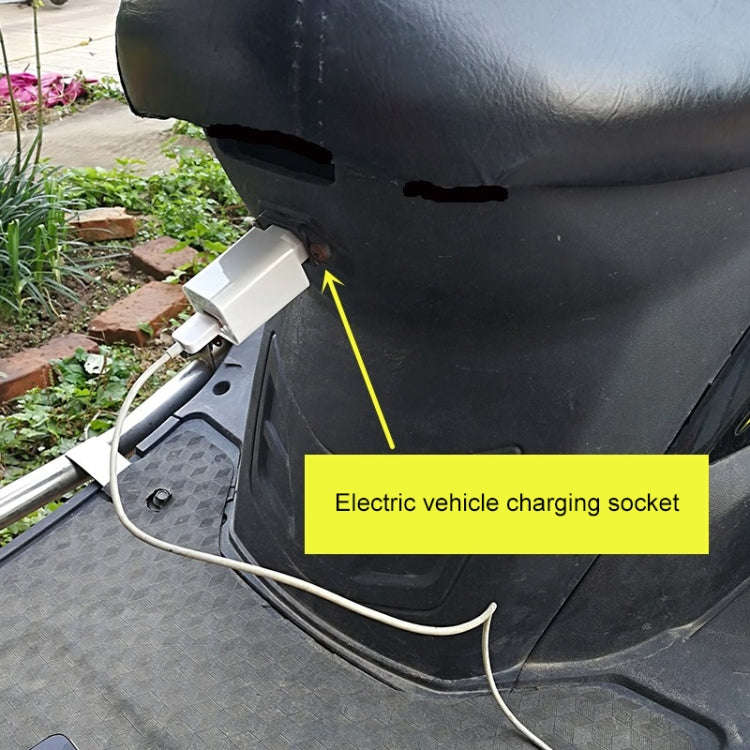 Electrical Motorcycle 36-80V 1A USB Mobile-phone Charger Adapter (Black)