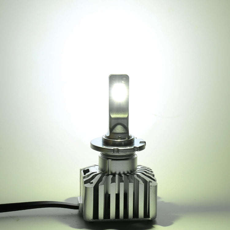 2 PCS DC12V / 35W / 5500K / 4000LM Car ED Headlight Lamps SMD-3570 Lamps for D1S