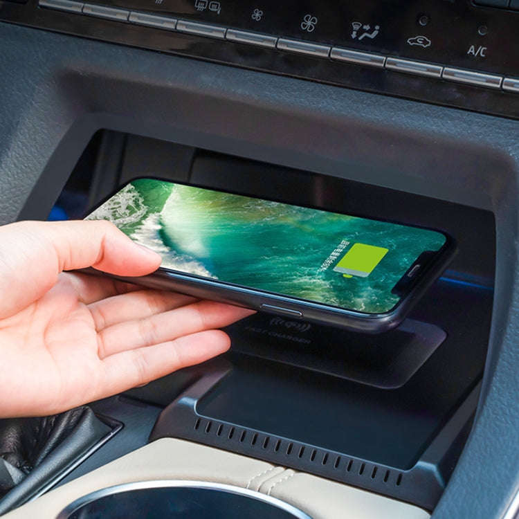 HFC-1060 Car Qi Standard Wireless Charger 10W Quick Charging for Toyota Avalon 2019-2021, Left Dr...