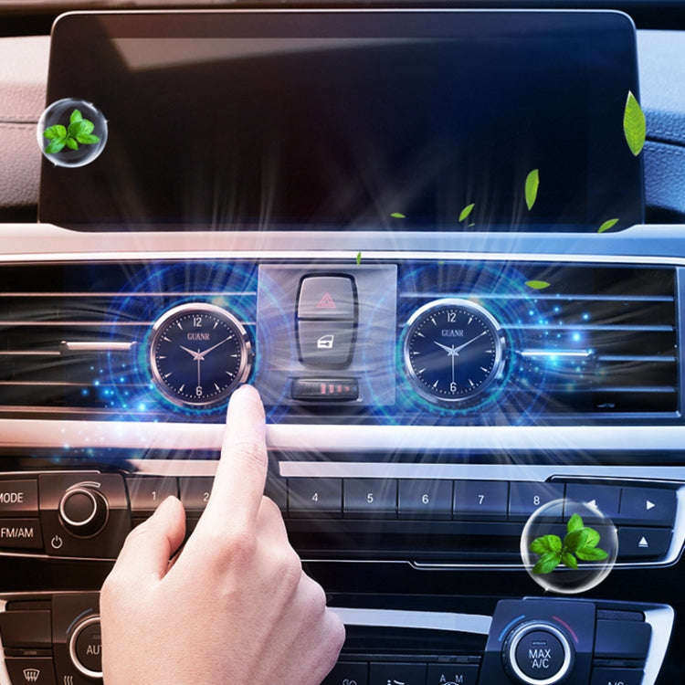 Car Air Outlet Clock with Aromatherapy