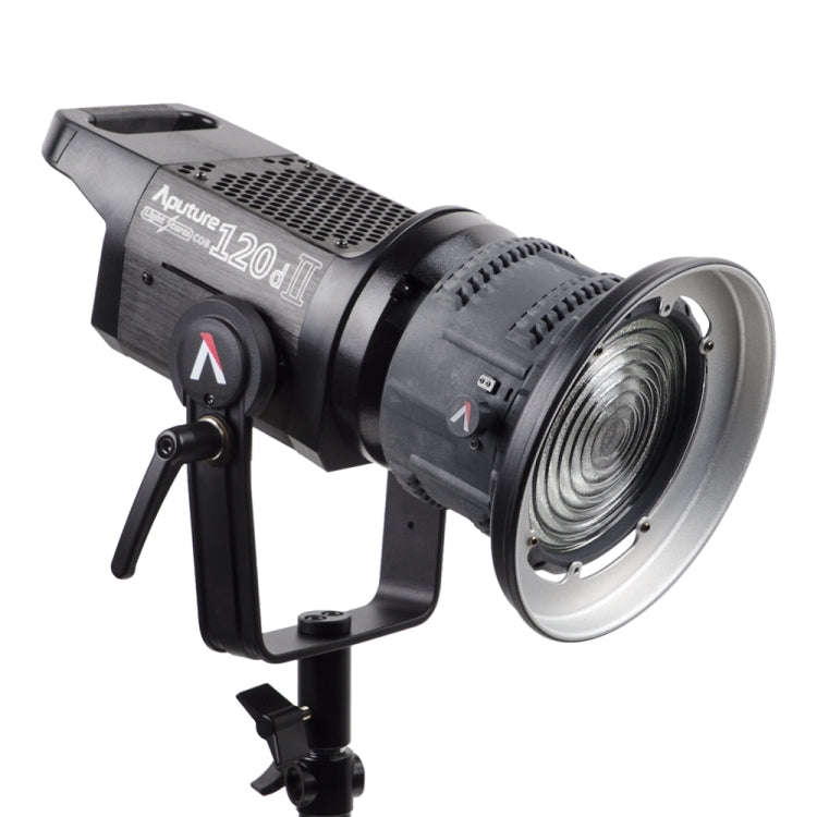 Aputure LS C120D II High Color Restoration CRI 96 Light Storm Natural White Light 5500K COB LED S...