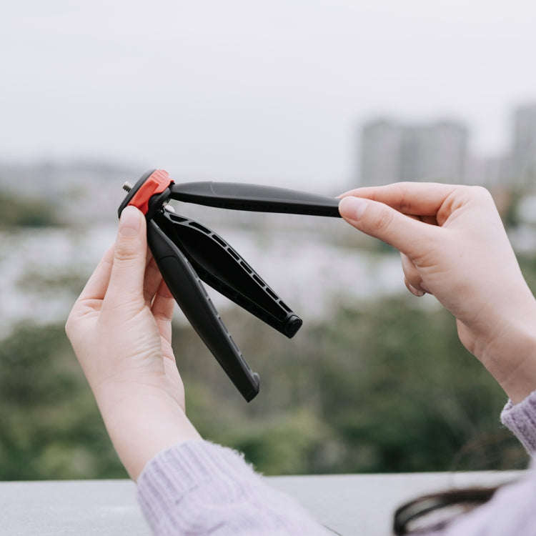 YELANGU PC204 YLG1801D Vlogging Live Broadcast LED Selfie Light Smartphone Video Rig Handle Stabi...