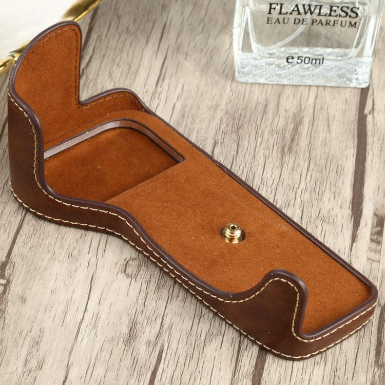 1/4 inch Thread PU Leather Camera Half Case Base for Canon EOS 77D / 800D(Coffee)