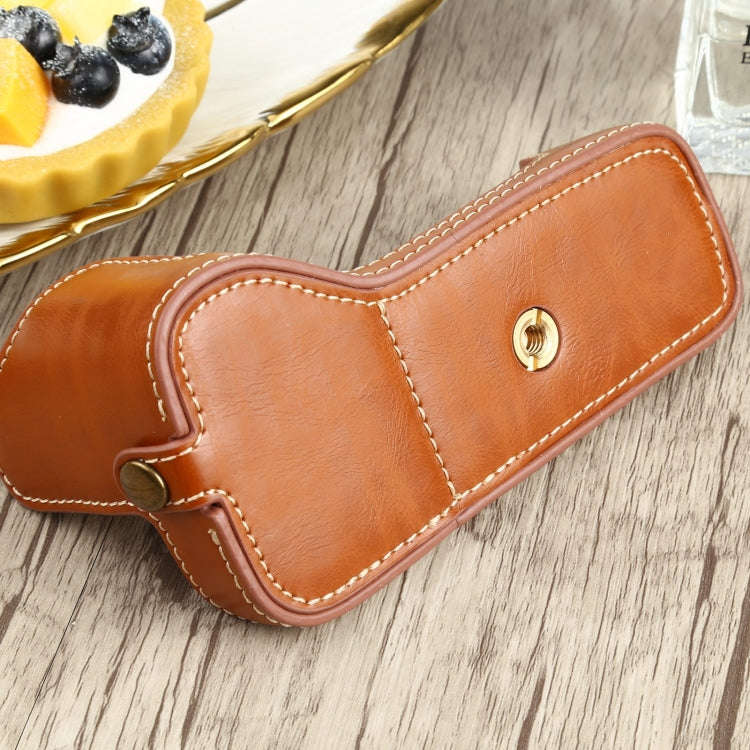 1/4 inch Thread PU Leather Camera Half Case Base for Canon EOS 77D / 800D(Brown)