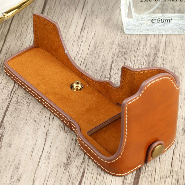 1/4 inch Thread PU Leather Camera Half Case Base for Sony ILCE-7C/A7C (Brown)