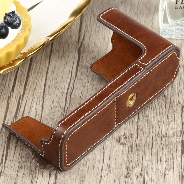 1/4 inch Thread PU Leather Camera Half Case Base for FUJIFILM XE4 (Coffee)