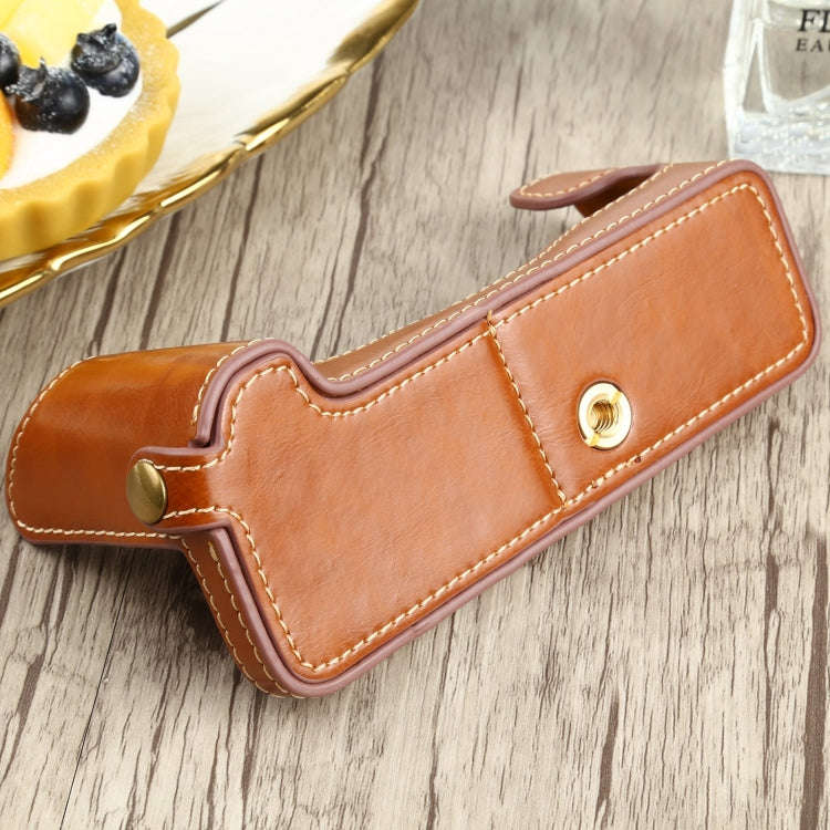 1/4 inch Thread PU Leather Camera Half Case Base for FUJIFILM X-T4 (Brown)