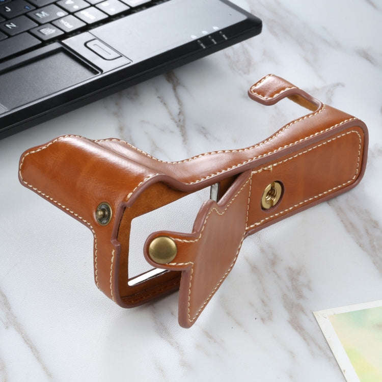 1/4 inch Thread PU Leather Camera Half Case Base for FUJIFILM X-T3/X-T2(Brown)