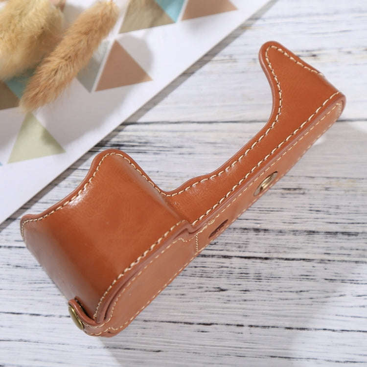 1/4 inch Thread PU Leather Camera Half Case Base for Sony Alpha 6100 / A6100(Brown)
