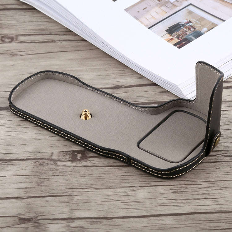 1/4 inch Thread PU Leather Camera Half Case Base for Canon EOS 5D Mark IV / 5D Mark III(Black)