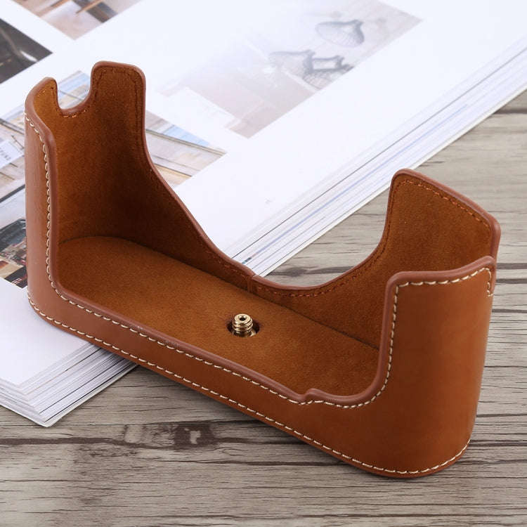 1/4 inch Thread PU Leather Camera Half Case Base for Leica M9 (Brown)