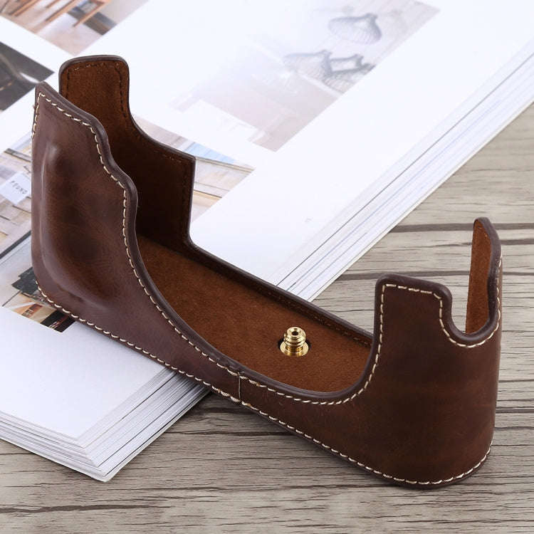 1/4 inch Thread PU Leather Camera Half Case Base for Leica M10 (Coffee)