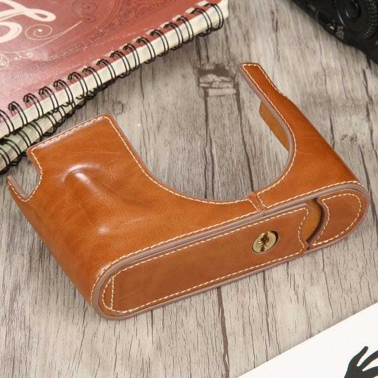 1/4 inch Thread PU Leather Camera Half Case Base for Leica Q (Typ 116)(Brown)