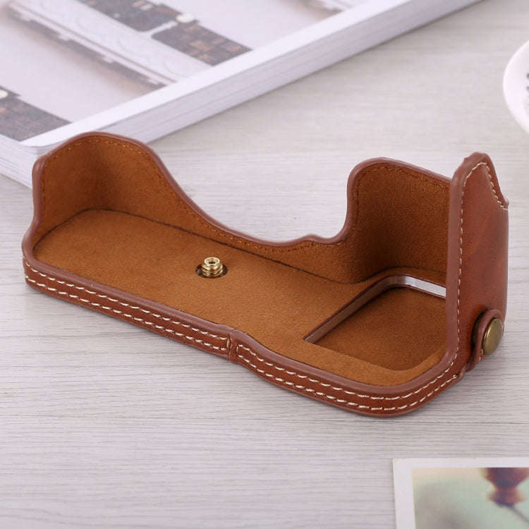 1/4 inch Thread PU Leather Camera Half Case Base for Sony ILCE-A9 / A9 / A7RIII(Brown)