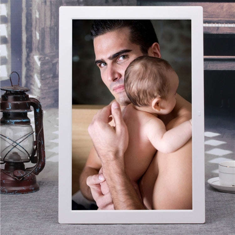 15.4 inch LED Digital Photo Frame with Remote Control, MP3 / MP4 / Movie Player, Support USB / SD...