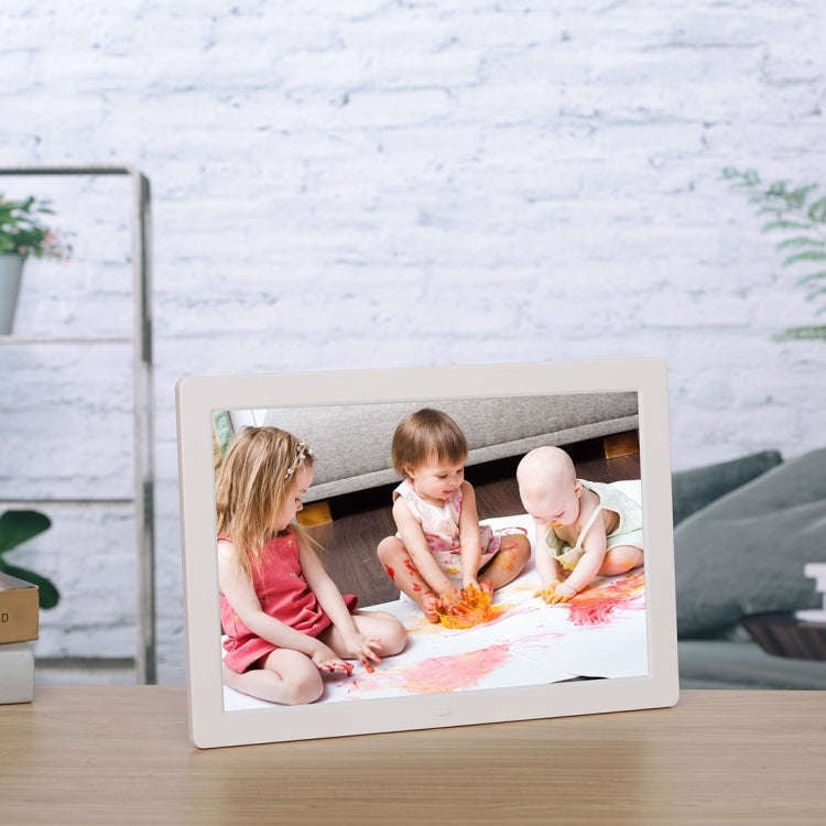 15.4 inch LED Digital Photo Frame with Remote Control, MP3 / MP4 / Movie Player, Support USB / SD...