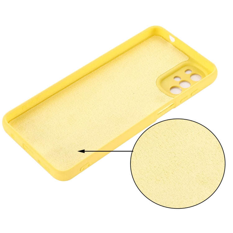 For Motorola Moto G22/E32s 4G Pure Color Liquid Silicone Shockproof Full Coverage Phone Case(Yellow)