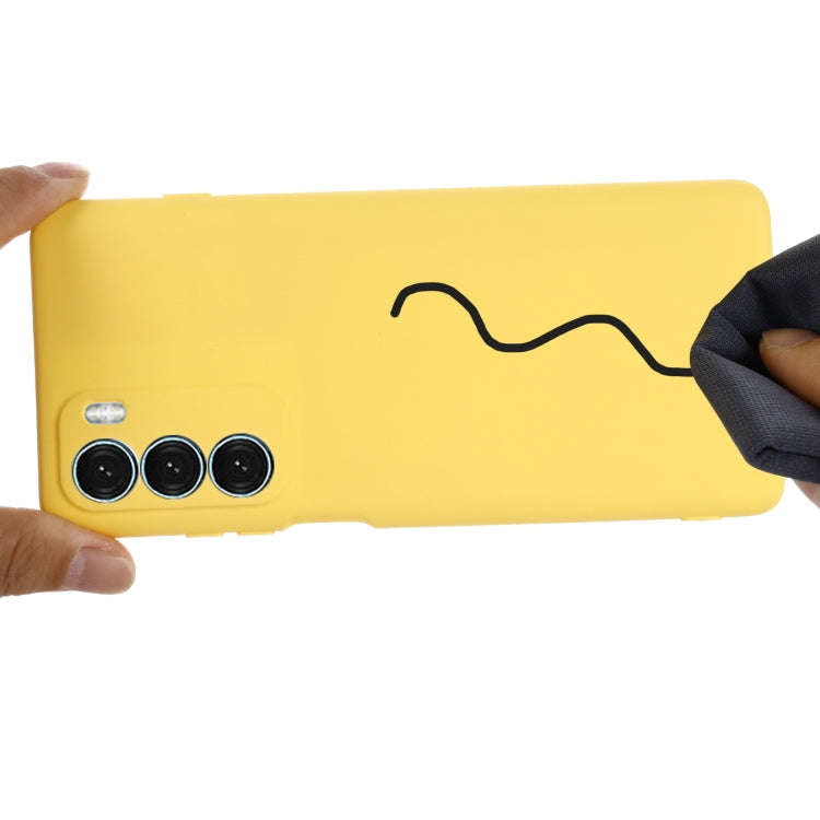 For Motorola Moto G200 5G / Edge S30 Pure Color Liquid Silicone Shockproof Full Coverage Phone Ca...