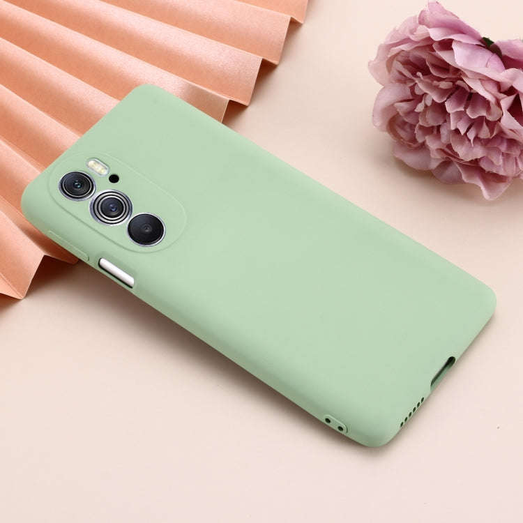 For Motorola Edge X30 5G Pure Color Liquid Silicone Shockproof Phone Case(Green)