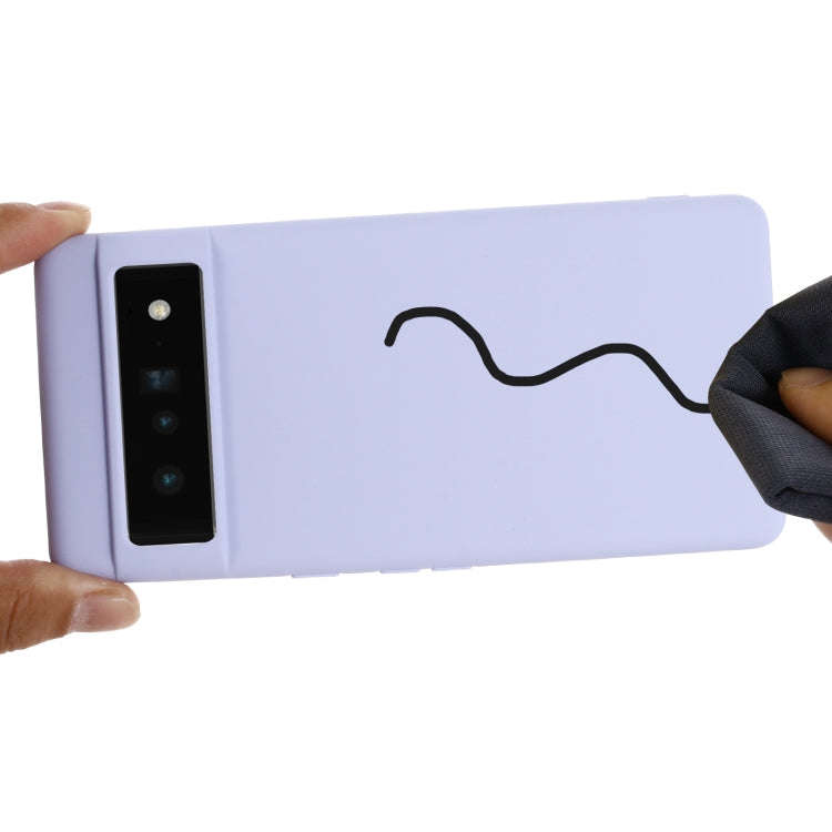 For Google Pixel 7 Pure Color Liquid Silicone Shockproof Phone Case(Purple)