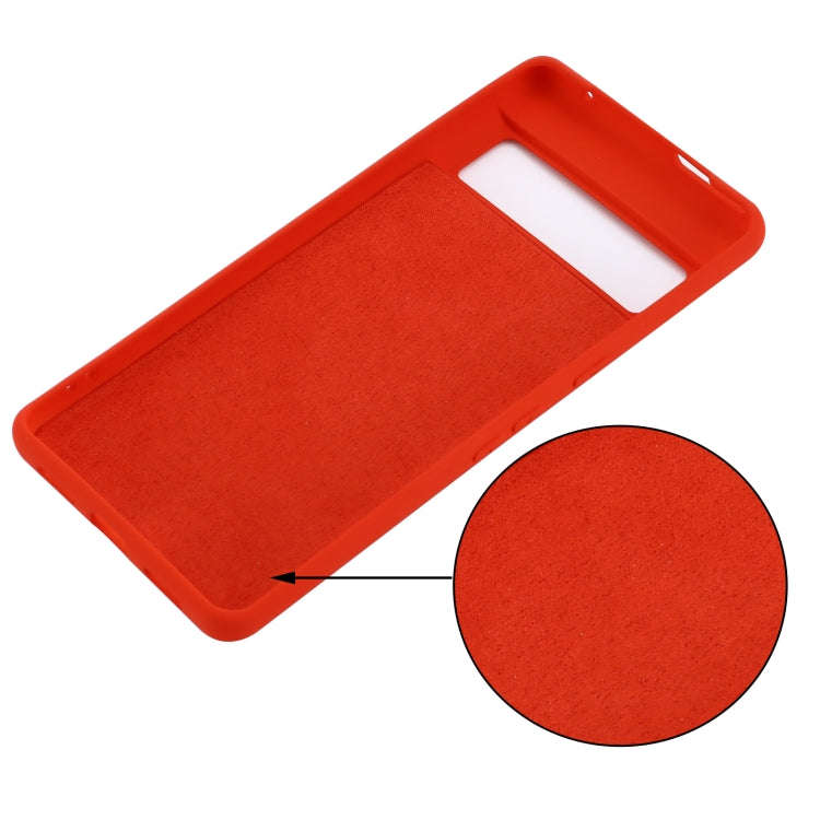 For Google Pixel 7 Pure Color Liquid Silicone Shockproof Phone Case(Red)