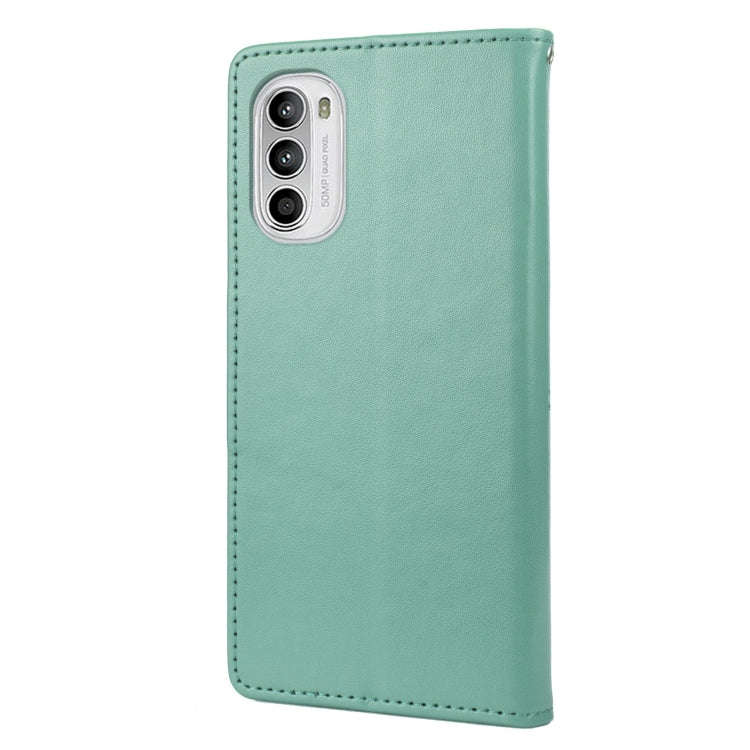 For Motorola Moto G52 Embossed Butterfly Pattern Flip Leather Phone Case(Green)