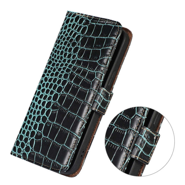 For Motorola Moto G 2022 5G Crocodile Top Layer Cowhide Leather Phone Case(Green)