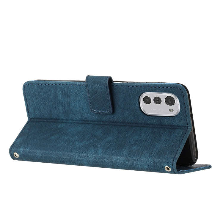 For Motorola Moto E32 Skin Feel Stripe Pattern Leather Phone Case with Lanyard(Blue)