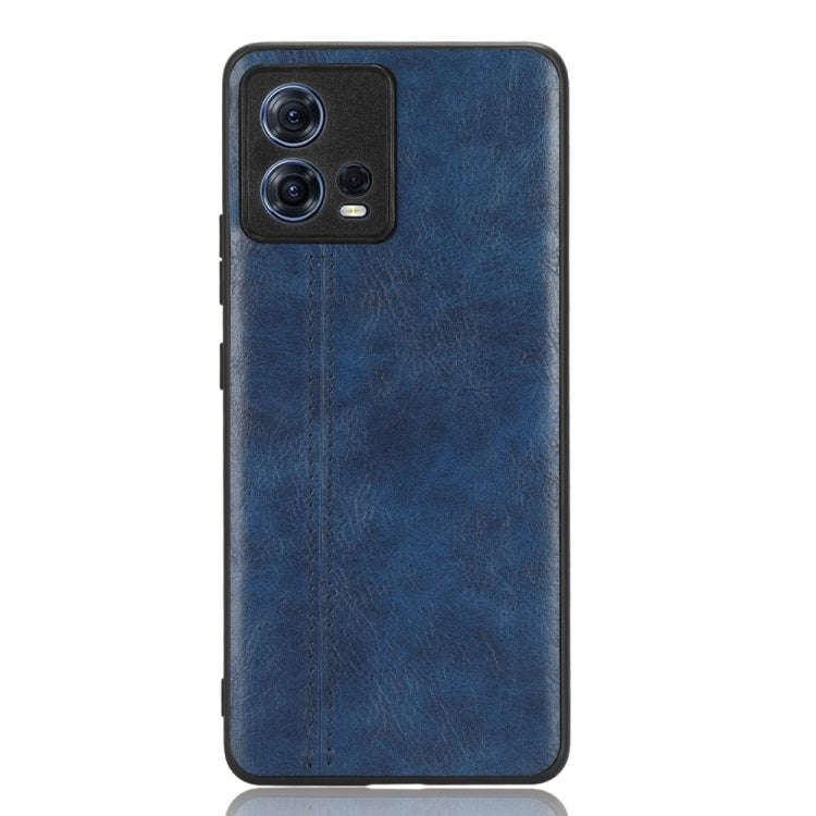 For Motorola Edge 30 Fusion / Moto S30 Pro Sewing Cow Pattern Skin PC + PU + TPU Phone Case(Blue)