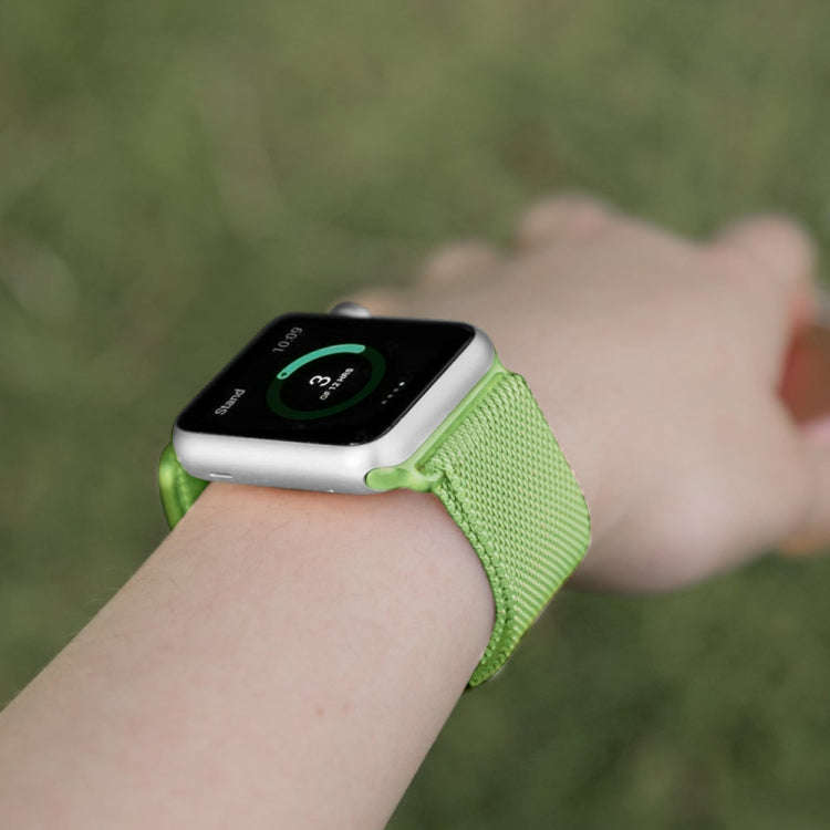 For Apple Watch Series 9&8&7 41mm / SE 3&SE 2&6&SE&5&4 40mm / 3&2&1 38mm Milanese Loop Magnetic S...