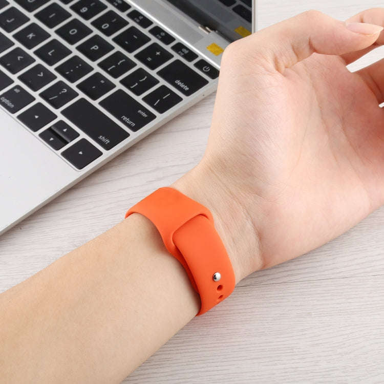 For Apple Watch Series 9&8&7 41mm / SE 3&SE 2&6&SE&5&4 40mm / 3&2&1 38mm Silicone Watch Band, Sho...