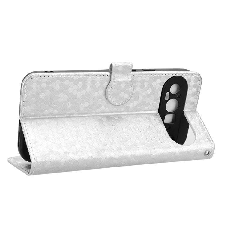 For Google Pixel 9 Pro XL Honeycomb Dot Texture Leather Phone Case(Silver)