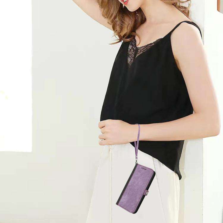 For Motorola Edge 60 Fusion / Edge 5G 2025 Side Buckle Double Fold Hand Strap Leather Phone Case(...