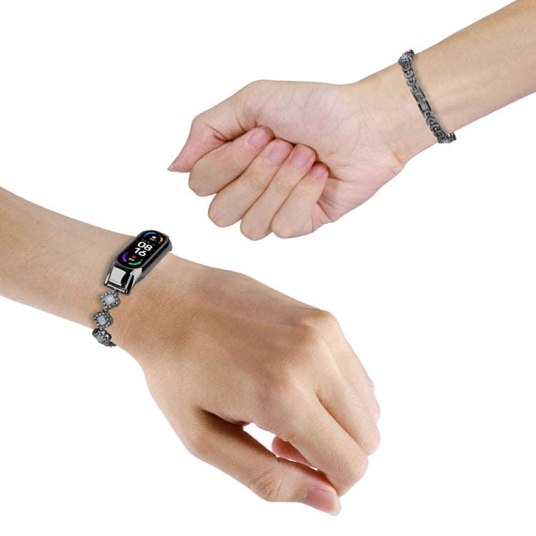 For Xiaomi Mi Band 6 / 5 Four-leaf Clover Diamond Metal Watch Band(Black)