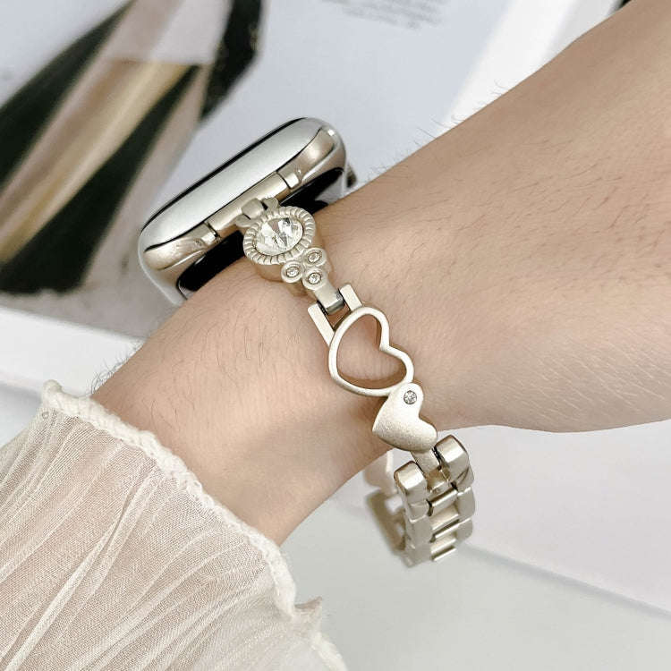 For Apple Watch SE 40mm Diamond Hearts Metal Chain Watch Band(Starlight)