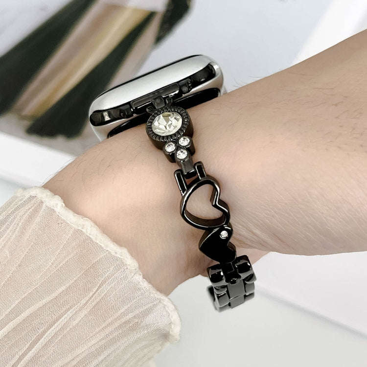For Apple Watch Series 3 42mm Diamond Hearts Metal Chain Watch Band(Black)
