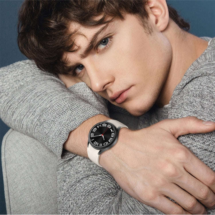 For Samsung Galaxy Watch 6 Magnetic Silver Buckle Leather Silicone Watch Band(Starlight)