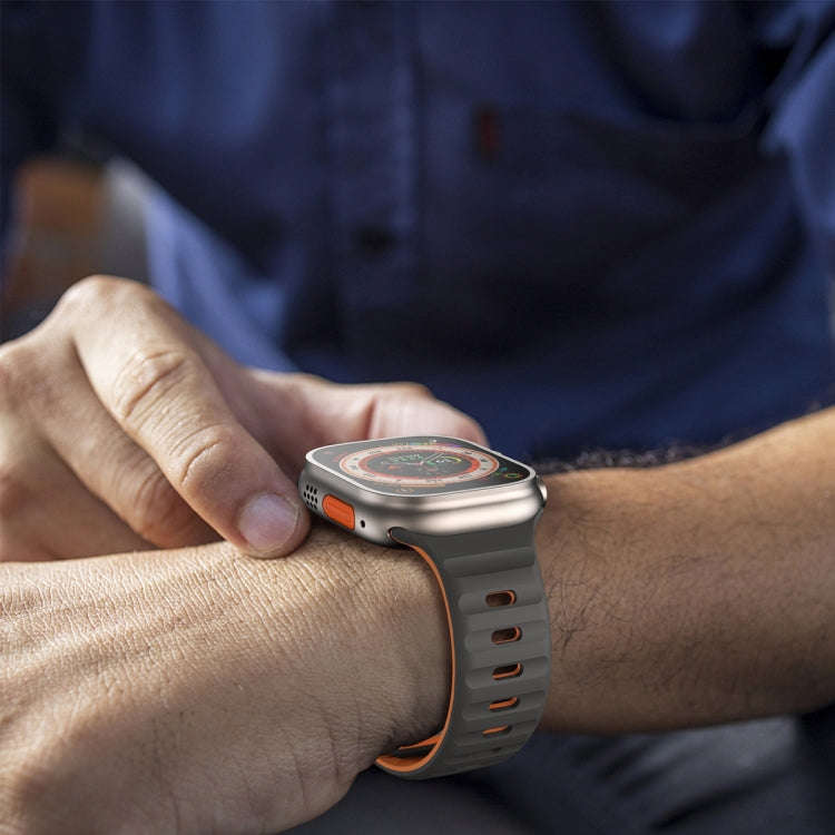 For Apple Watch SE 44mm Wave Texture Reverse Buckle Silicone Watch Band(Space Grey Orange)