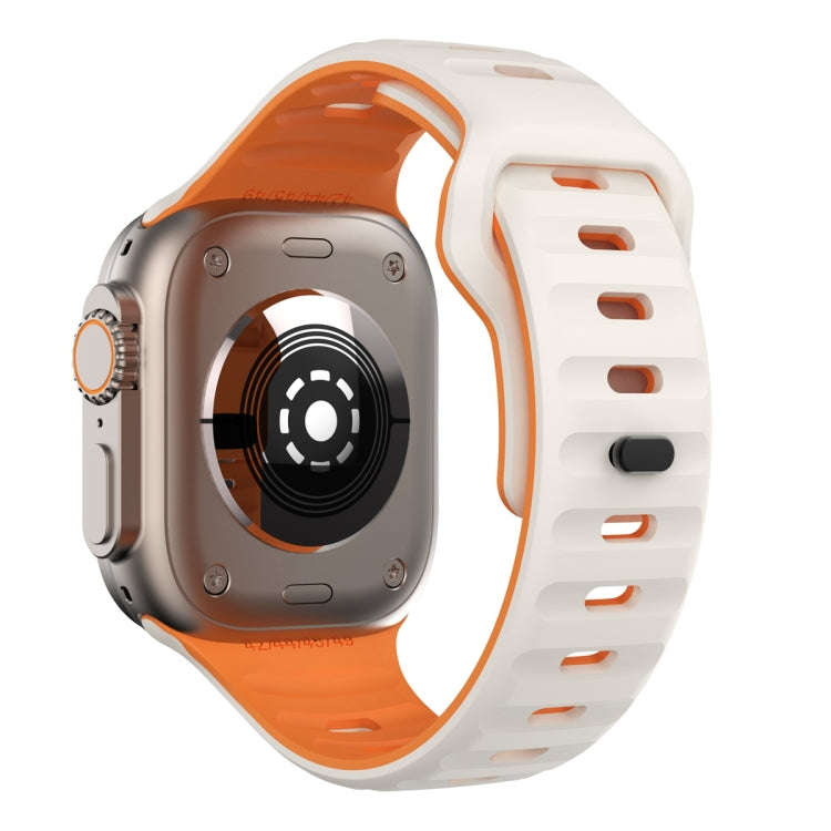 For Apple Watch SE 44mm Wave Texture Reverse Buckle Silicone Watch Band(Starlight Orange)