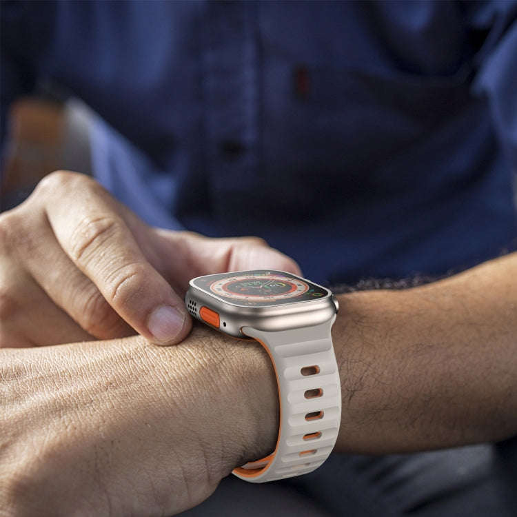 For Apple Watch Series 4 40mm Wave Texture Reverse Buckle Silicone Watch Band(Starlight Orange)