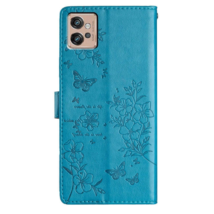 For Motorola Moto G32 Butterflies and Flowers Leather Phone Case(Blue)