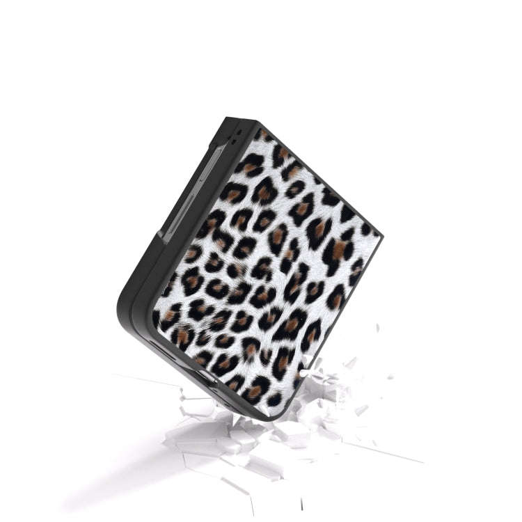 For Huawei nova Flip Black Frame Leopard Phone Case(Silver Leopard)