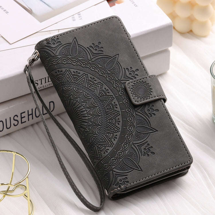 For Google Pixel 9 / 9 Pro Multi-Card Totem Zipper Leather Phone Case(Grey)