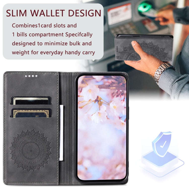 For Google Pixel 9 / 9 Pro Totem Embossed Magnetic Leather Phone Case(Grey)