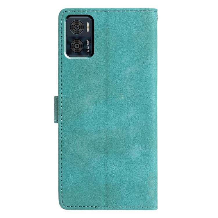 For Motorola Moto E22 Triangles Embossed Leather Phone Case(Green)
