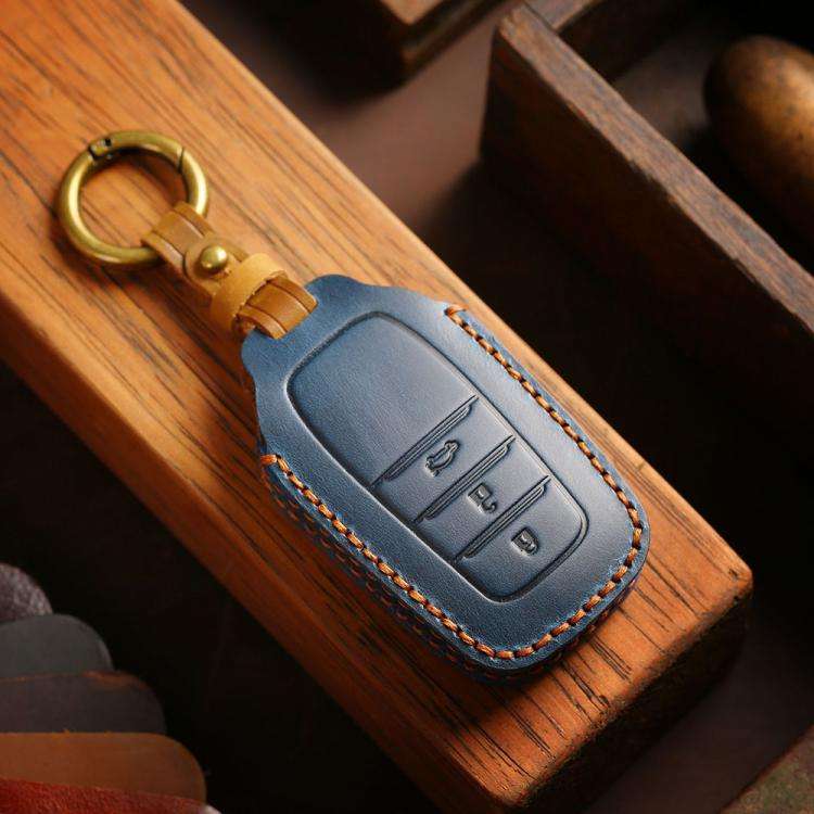 For Toyota Corolla 2-button B110 Crazy Horse Cowhide Car Key Protection Cover(Blue)