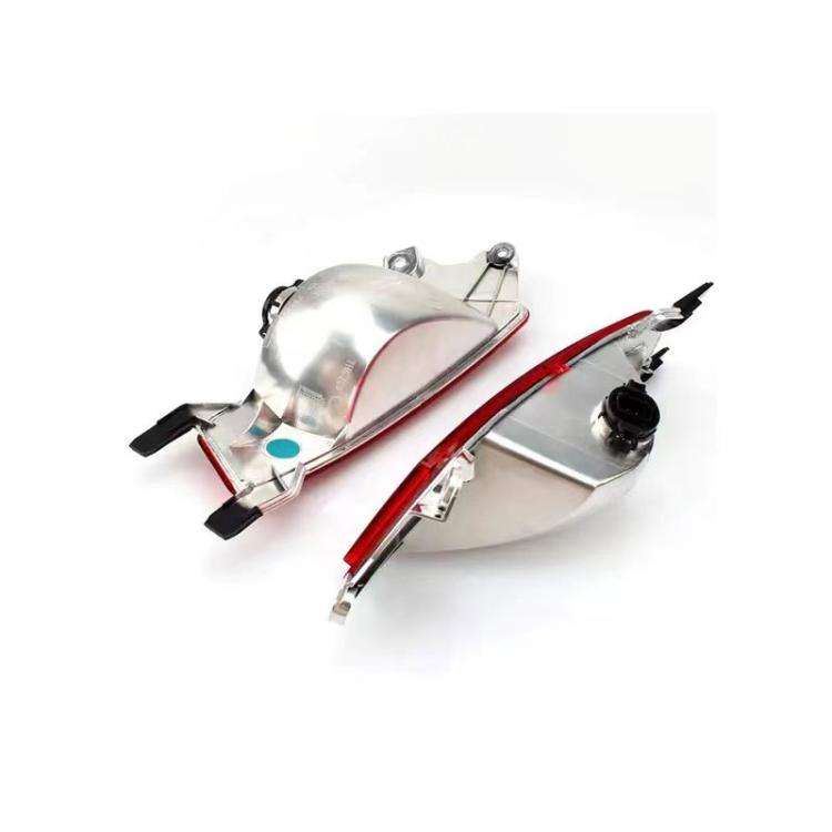 Car Right Side Rear Bumper Fog Light for Land Rover Evoque LR025148/LR088531(Red)