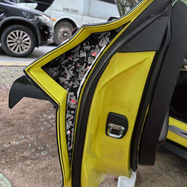 2pcs/Set Forged Gold Foil Carbon Fiber Car Inside Door Decorative Sticker for Chevrolet Corvette ...