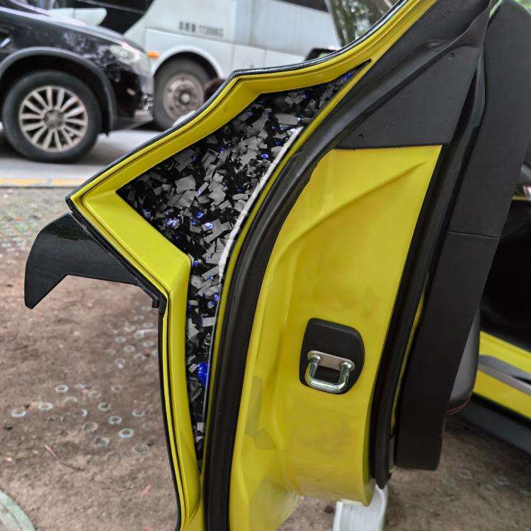 2pcs/Set Forged Gold Foil Carbon Fiber Car Inside Door Decorative Sticker for Chevrolet Corvette ...
